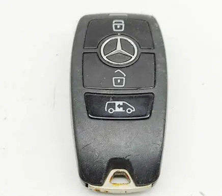 Mercedes-Benz Sprinter W907 W910 Ignition key/card A9079059506