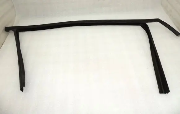Ford Focus ST Rubber seal front door window/glass 1901517 F1EBA21510BB