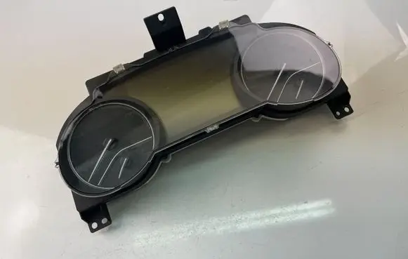 Toyota Camry Speedometer (instrument cluster) 8380033Y20