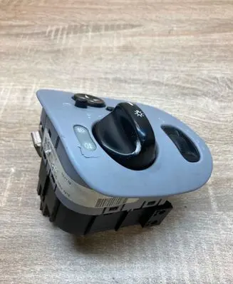 Mercedes-Benz C W203 Light switch A2035450604 GreyTrim WithPlug