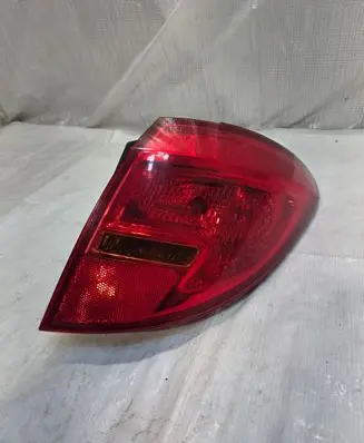 Opel Meriva B Rear/tail lights 21638009