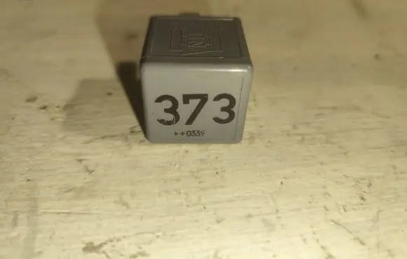 Audi A6 S6 C6 4F Other relay 8D0951253A