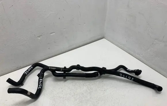 BMW 2 F46 Engine coolant pipe/hose 9250566 164693