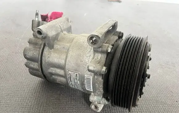 Peugeot 208 I Air conditioning (A/C) compressor (pump) 20210221007 9680600U9Z0 CCMPRESS0R