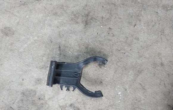 Other engine bay part