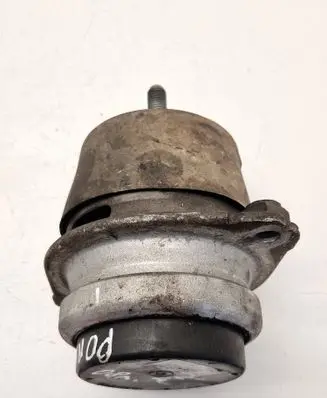 Porsche Cayenne (9PA) Engine mount bracket 94837504901