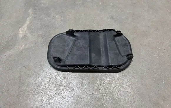 Volvo C70 Headlight/headlamp dust cover 1305239270