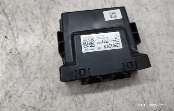 Opel Insignia B Gateway control module 13521136
