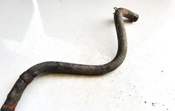 Hyundai Trajet Engine coolant pipe/hose