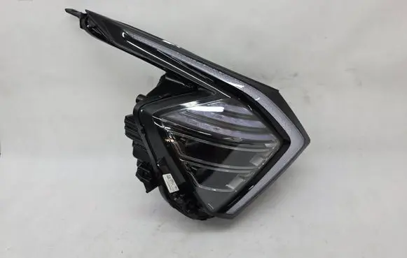 KIA Sportage Headlight/headlamp 92102R2100
