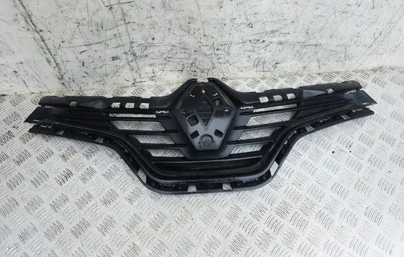Front bumper upper radiator grill