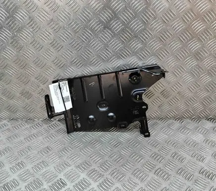 Battery box tray