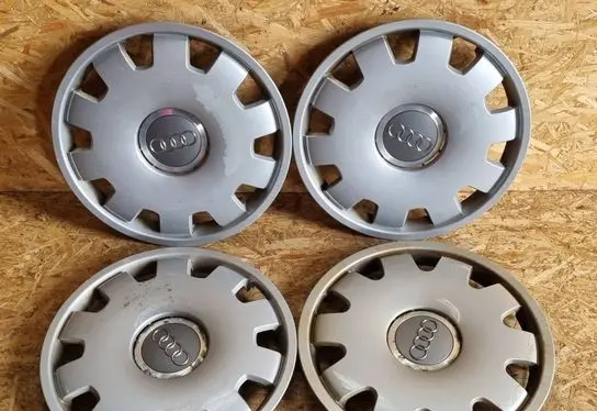Audi A4 S4 B7 8E 8H R16 wheel hub/cap/trim 4B0601147D