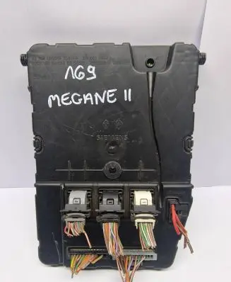 Renault Megane II Comfort/convenience module 8200292068