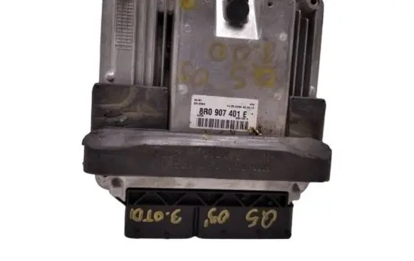 Audi Q5 SQ5 Engine control unit/module 8R0907401E