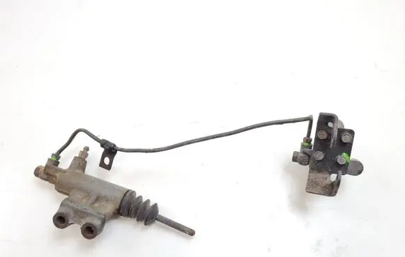 Mitsubishi Pajero Clutch master cylinder