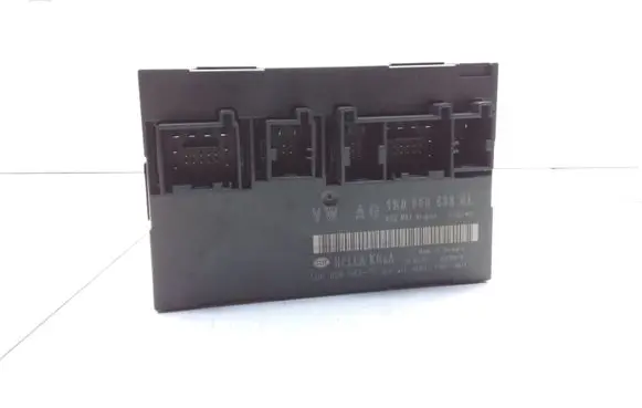 Skoda Octavia Mk2 (1Z) Central body control module 00858317 1K0959433BL