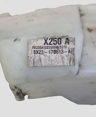 Jaguar XF X250 Windshield washer fluid reservoir/tank 8X2317B613AB