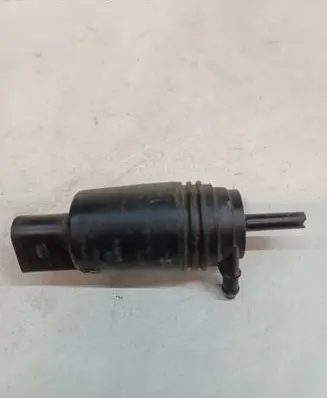BMW 5 E60 E61 Windscreen/windshield washer pump 67128377612