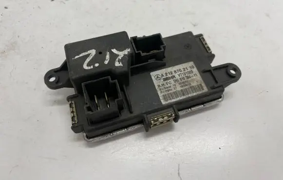 Mercedes-Benz E W212 Heater blower fan relay A2128702110