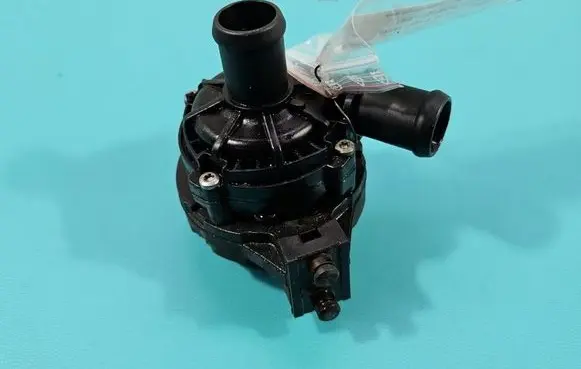 Skoda Superb B8 (3V) Electric auxiliary coolant/water pump 0392023420 IMPRK1553407