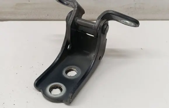 Honda Jazz IV GR Front door upper hinge 