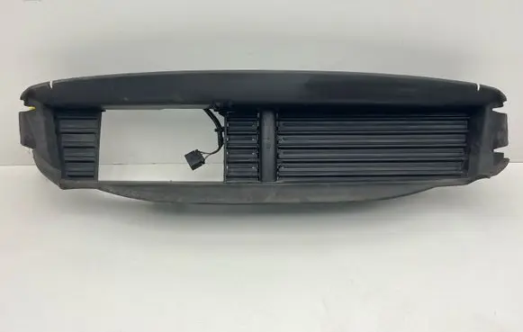 Volvo V60 Intercooler air guide/duct channel 31323188