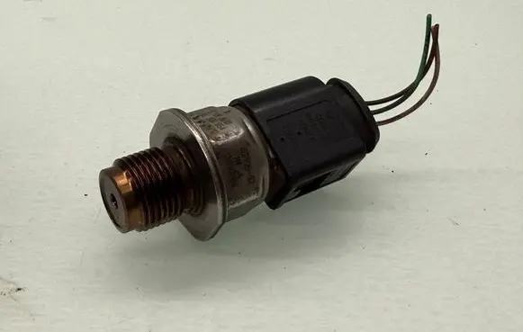 Fuel pressure sensor