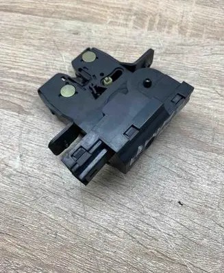 Renault Megane II Tailgate/trunk/boot lock/catch/latch 2200000897B