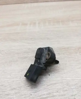 Audi A4 S4 B5 8D Air pressure sensor 038906051 0261002177