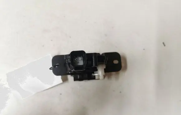 KIA Sorento Tailgate window lock/catch/latch 871303E000