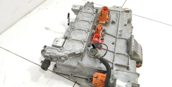 Nissan Leaf I (ZE0) Voltage converter inverter 3NA
