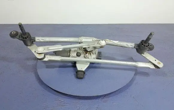 Dacia Sandero Front wiper linkage and motor 288006875R