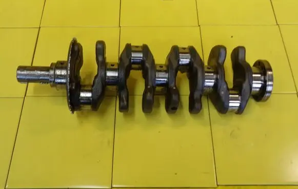 Toyota Avensis T270 Crankshaft NOMINALNY 1ADFTV