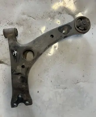 Front lower control arm/wishbone