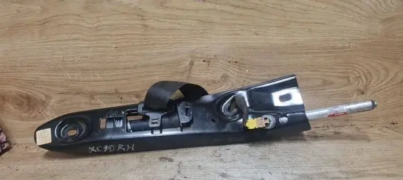 Volvo XC90 Front seatbelt 80930038