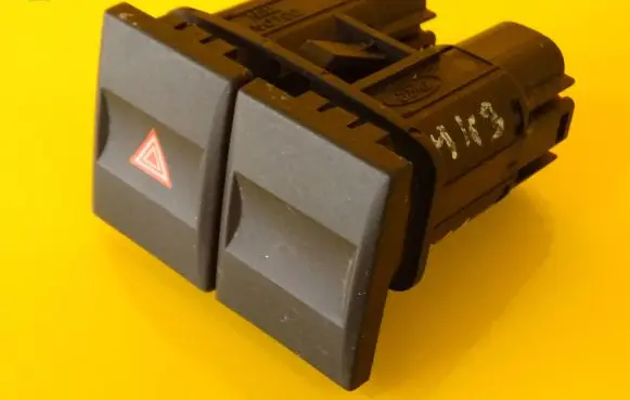 Ford Mondeo Mk III Hazard light switch 1S7T-13A350-BD 1S7T13A350BD