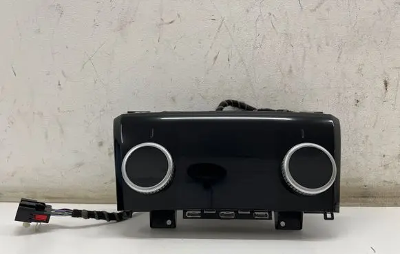 Jaguar I-Pace Climate control unit J9D313D734CE