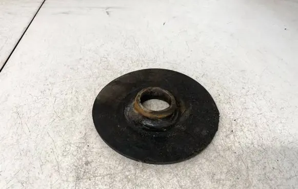 BMW 3 E46 Front coil spring rubber mount 1136385 627968
