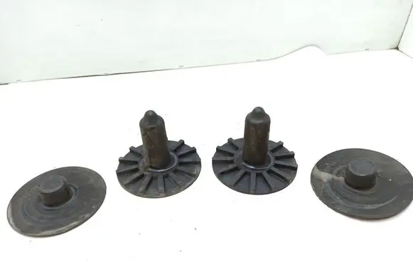 Mercedes-Benz Citan W415 Rear coil spring rubber mount 8200926887 8200455882 8200926887A
