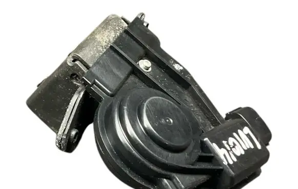 Toyota Auris 150 Tailgate lock latch 