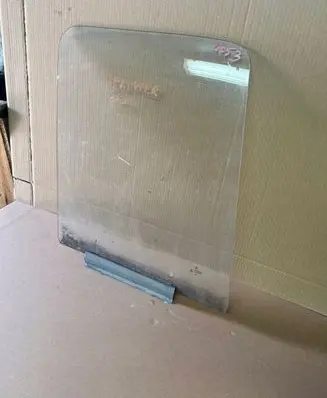 Mercedes-Benz Sprinter W901 W902 W903 W904 Sliding door window/glass 