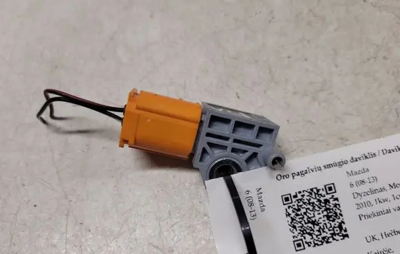 Mazda 6 Airbag deployment crash/impact sensor GDK457KC0 K0273082811 00007033407