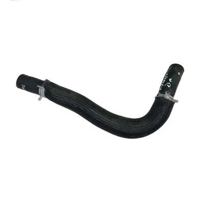 Ford Escape IV Engine coolant pipe/hose