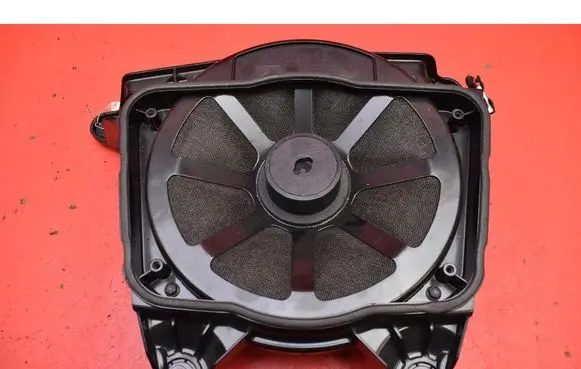 Audi A8 S8 D4 4H Subwoofer speaker 4H0035481A