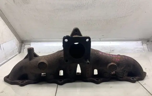 Chrysler Voyager Exhaust manifold 2077R