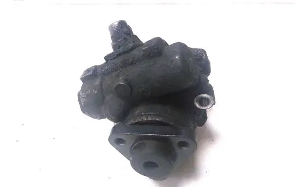 BMW X5 E53 Power steering pump 91128
