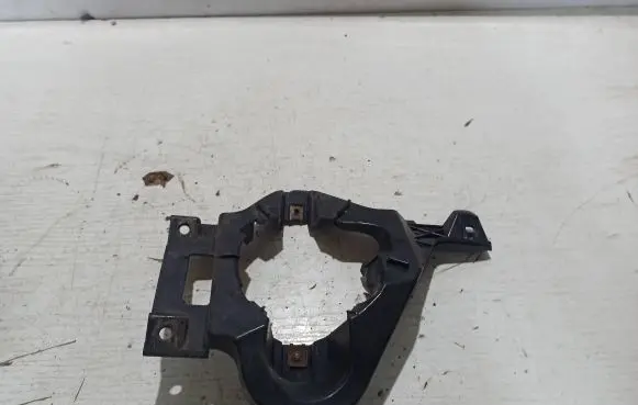 BMW 1 E81 E87 Fog light bracket 7118152 22405910