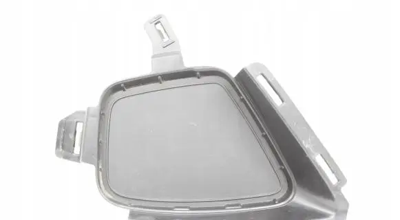 Front fog light trim/grill