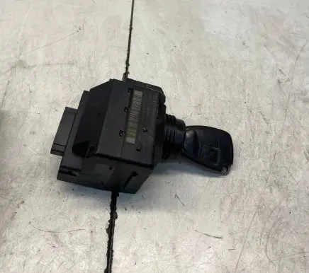 Mercedes-Benz E W211 Ignition lock 2115452308 33002213